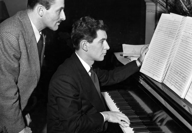 Marc Blitzstein (left), Leonard Bernstein (circa 1945)